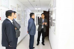 國家融資擔(dān)?；鸸究偨?jīng)理向世文一行蒞臨同陽科技調(diào)研指導(dǎo)